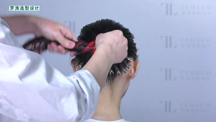 罗涛造型设计-化妆造型师提升课程 罗涛造型设计-化妆造型师提升课程